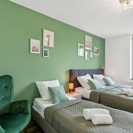 Ferienwohnung Elegant & Bright ~ Near Schalke 04 ~ Office ~ Free Parking! Gelsenkirchen Exterior foto